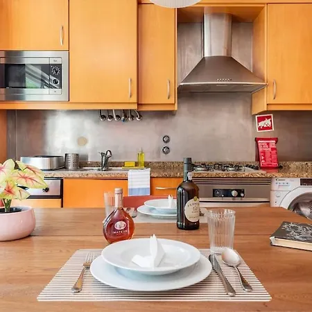 Patio - 57655al Lisboa